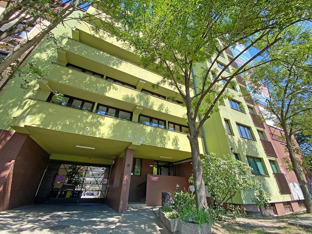 Dom Studencki Zodiak Hostel Wroclaw Ngoại thất bức ảnh